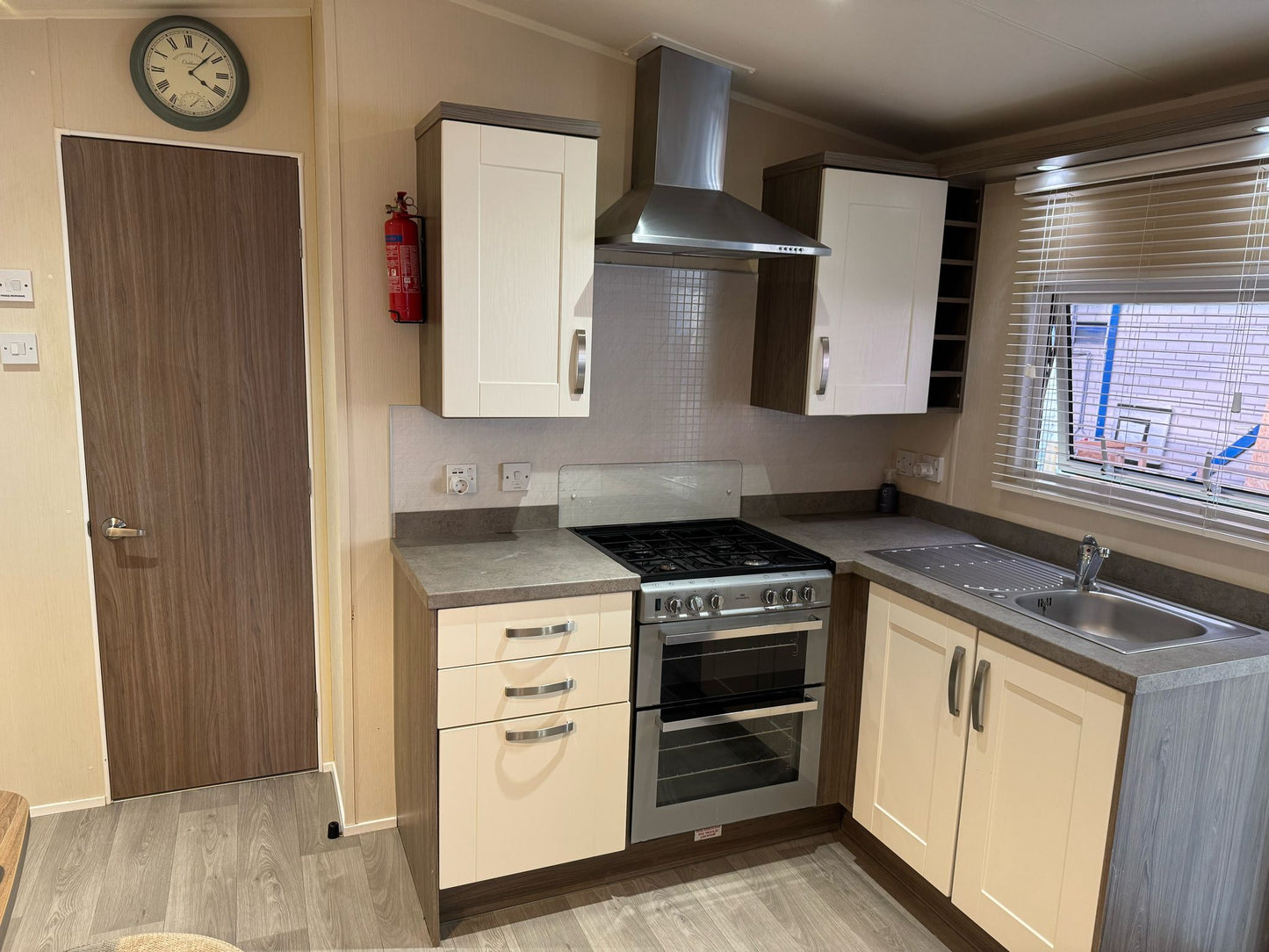 Willerby Cameo de Luxe - 11.80 x 3.90 - 3 slaapkamers Gereserveerd!