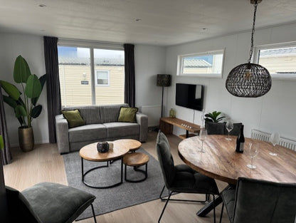 Wartungsfreies Chalet/Pflegeheim 12,00 x 4,00 Meter – 2 Schlafzimmer.