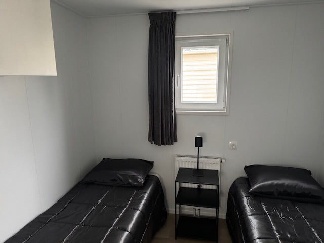 Wartungsfreies Chalet/Pflegeheim 12,00 x 4,00 Meter – 2 Schlafzimmer.