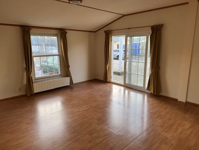 Dubbel chalet 7.30 x 7.00 2 slaapkamers douche/toilet cv VERKOCHT!