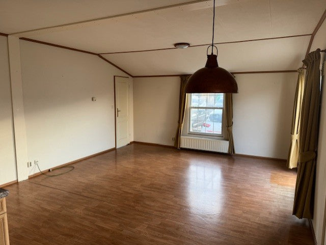 Dubbel chalet 7.30 x 7.00 2 slaapkamers douche/toilet cv VERKOCHT!